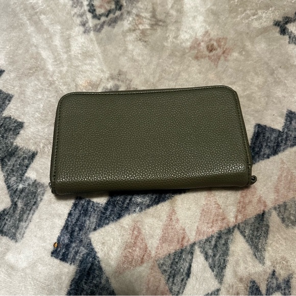Thirty-one Jewel All About the Benjamins Olive Green Zip Wallet - Picture 1 of 7